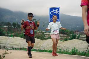 BIB: 273
                            <button type="button" onclick="openModal(18898313)" class="btn btn-primary btn-sm float-right btn-popup" data-toggle="modal" data-target=".modal-high-quality">
                        <i class="fas fa-shopping-cart"></i> Add to Cart
                    </button>
                                            <button type="button" onclick="isThisMe(18898313, true)" class="btn btn-success btn-sm float-right btn-popup btn-isme hidden" data-toggle="tooltip" data-placement="bottom" title="นี่คือรูปของคุณใช่ไหม คลิกที่นี่เพื่อเอาเข้าอัลบั้ม">
                        <i class="fas fa-plus"></i> Add to album
                    </button>
                    <button type="button" onclick="isThisMe(18898313, false)" class="btn btn-warning btn-sm float-right btn-popup btn-isnotme hidden">
                        <i class="fas fa-ban"></i> Remove from album
                    </button>